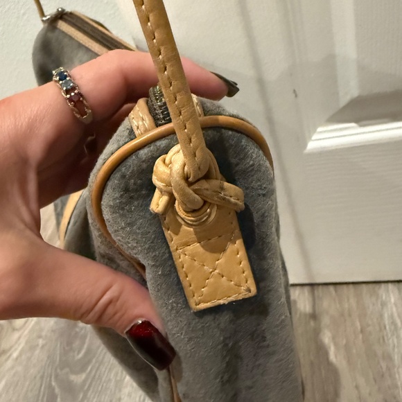 Authentic Fendi bag. Gray suede and leather lining and trim - Picture 4 of 8